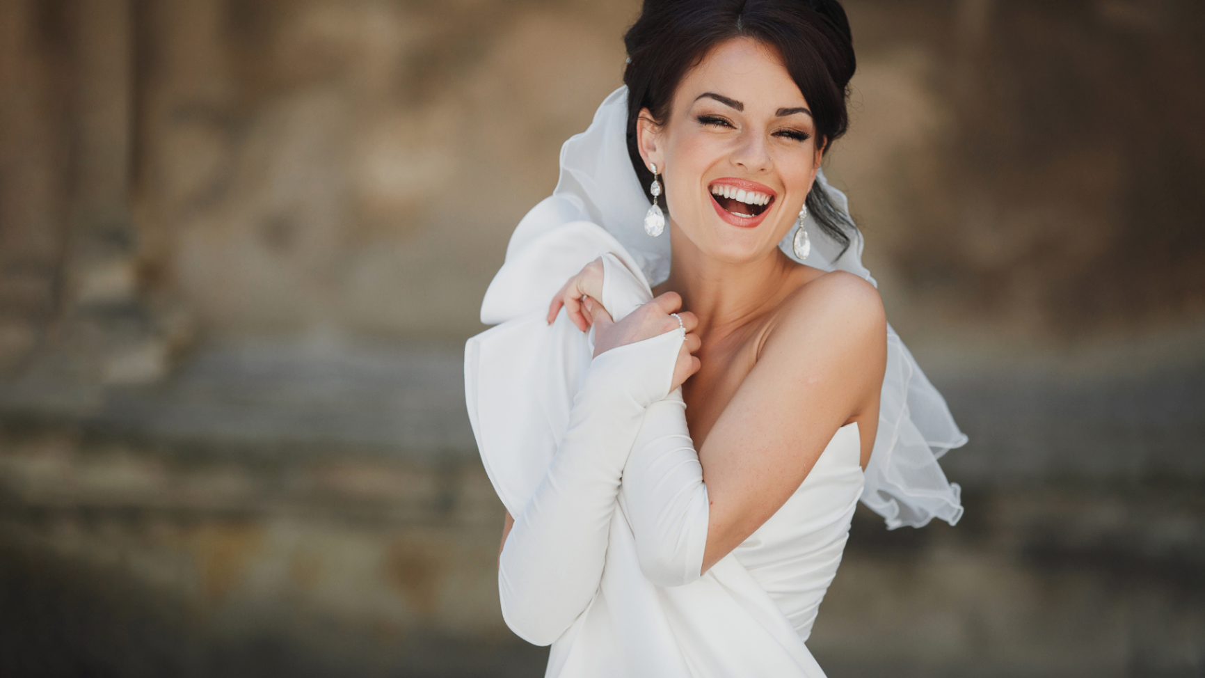 Elegantly styled bridal hair — Zahra Javadi Beauty Studio